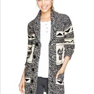 Aritzia TNA Northwest button up sweater sz L